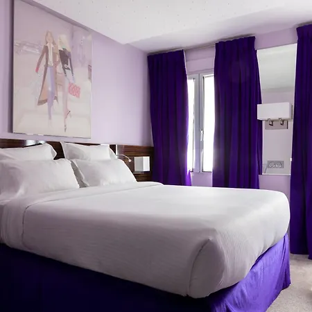 Petit Madeleine Hotel 3*