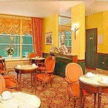 Hotel Petit Madeleine 3*